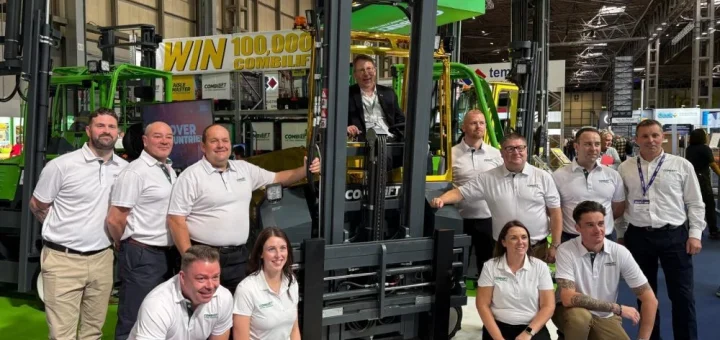 Vyhrajte 100 000. vysokozdvižný vozík a podpora UNICEF od Combiliftu