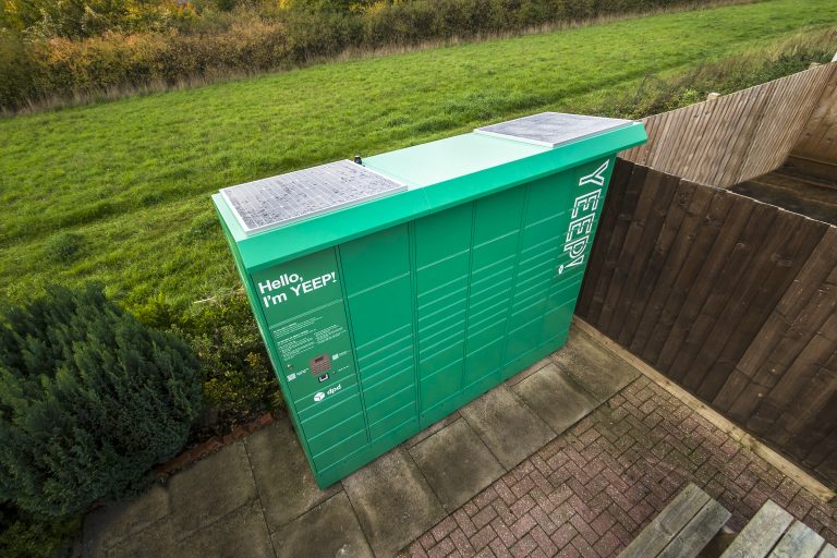 Prvá sieť solárne napájaných balíkových schránok v Spojenom kráľovstve bola spustená