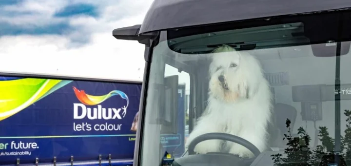 Dulux Paint nasadzuje veľkokapacitné elektrické nákladné vozidlá