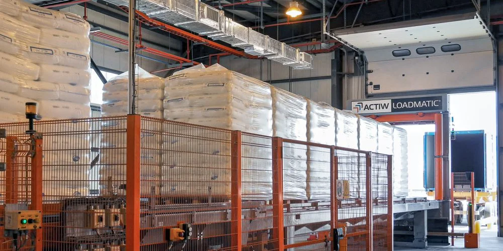 Petrochemický priemysel automatizuje existujúce zariadenia