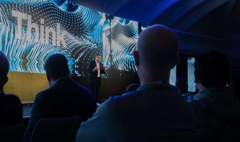 Mäkké horizonty pre WMS